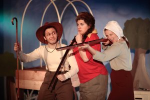 TrailToOregonHunting-LucyHobbs